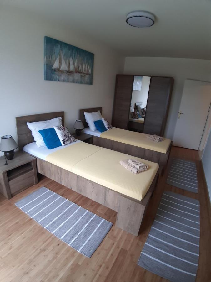 Petrovic Center Apartment *